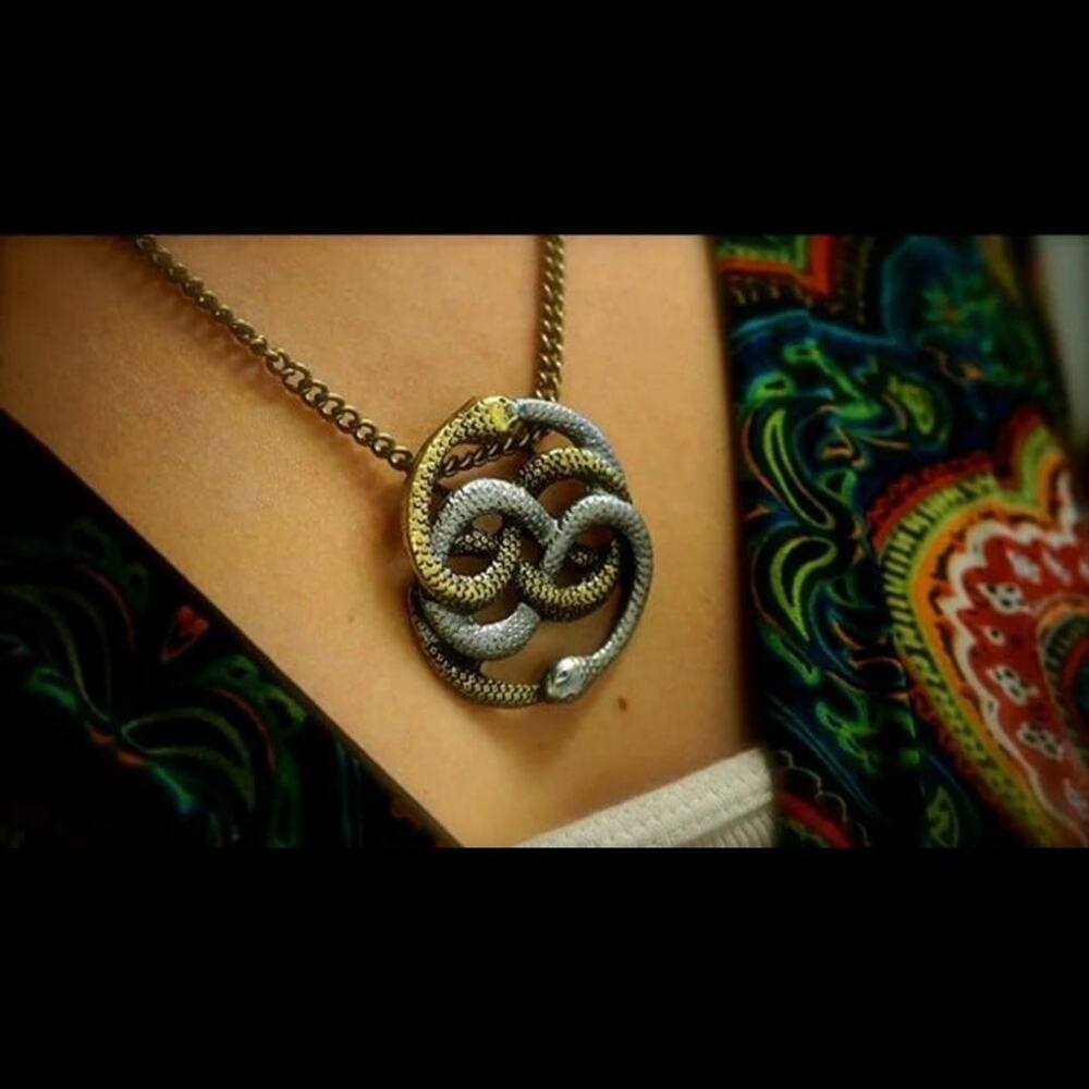 Auryn Never ending Story Snake Necklace Halloween Christmas Birthday Gift - NEW!